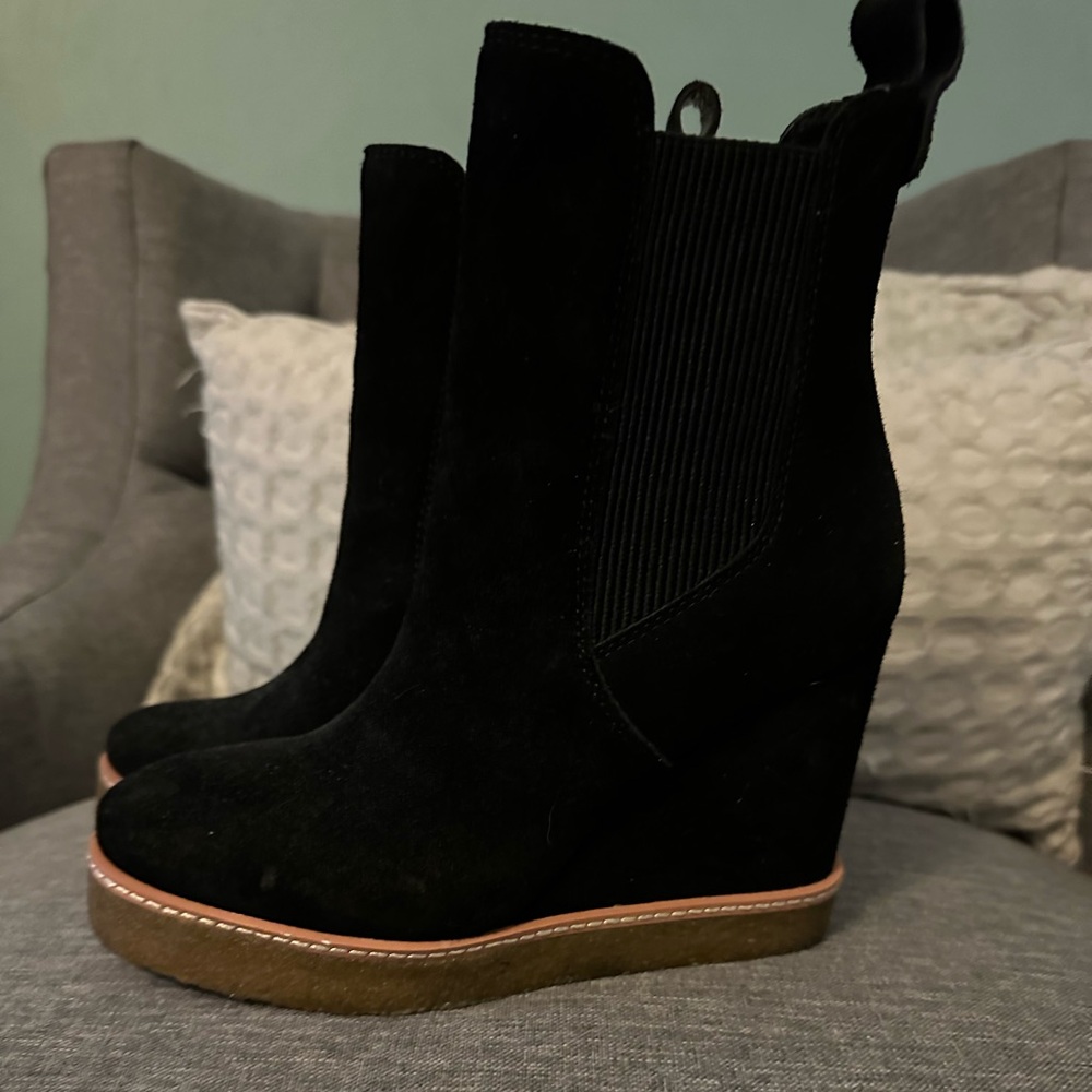 Steve Madden Morris wedge bootie size 5.5
